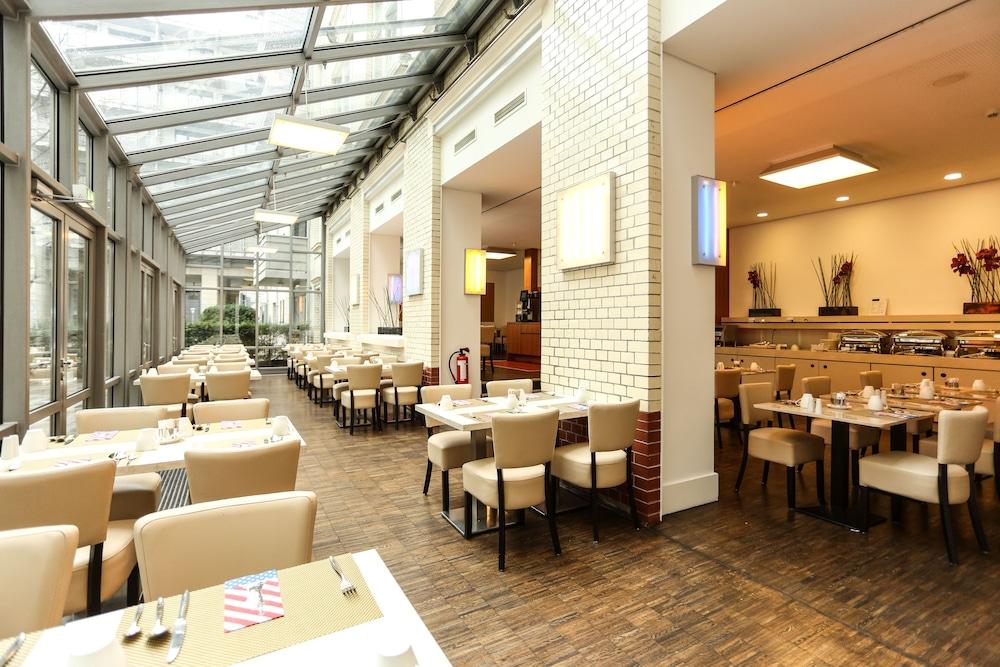 Park Plaza Wallstreet Berlin Mitte Bagian luar foto