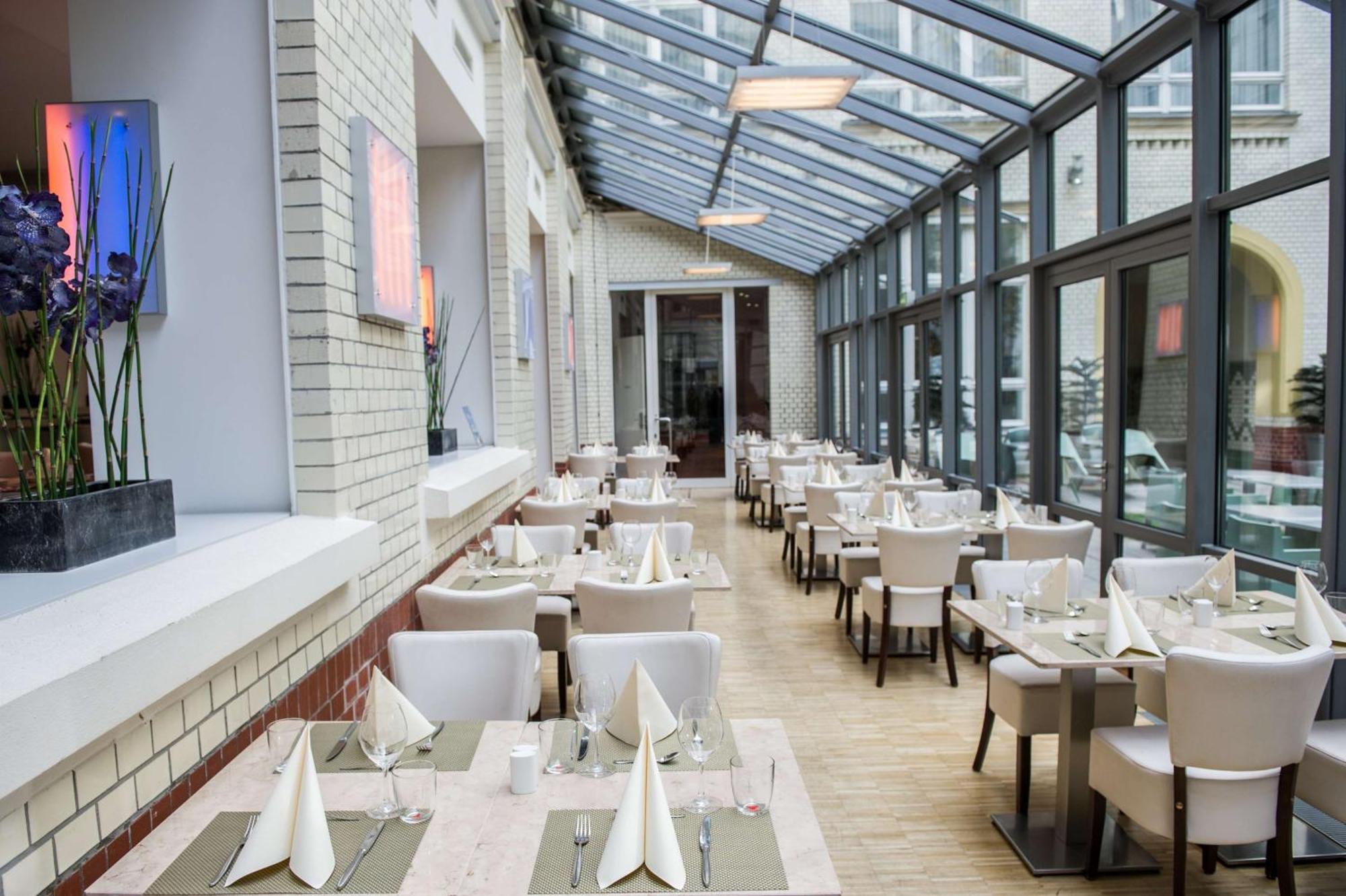 Park Plaza Wallstreet Berlin Mitte Bagian luar foto